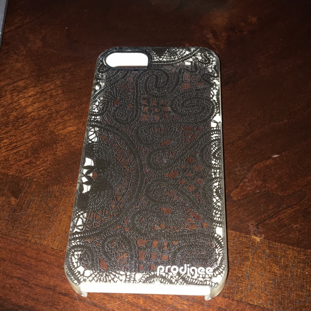 iPhone 5s Case with TWO removable edges to use